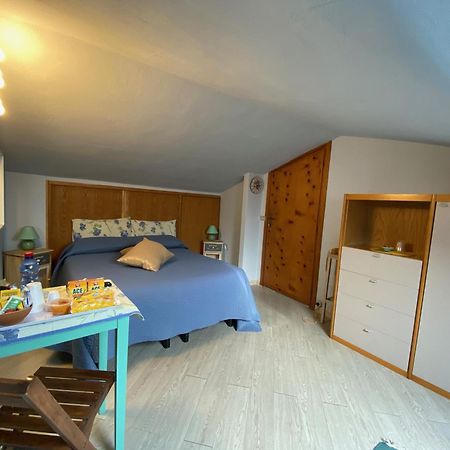 Albergo La Pineta Marina dʼMarina dʼAndora Zimmer foto