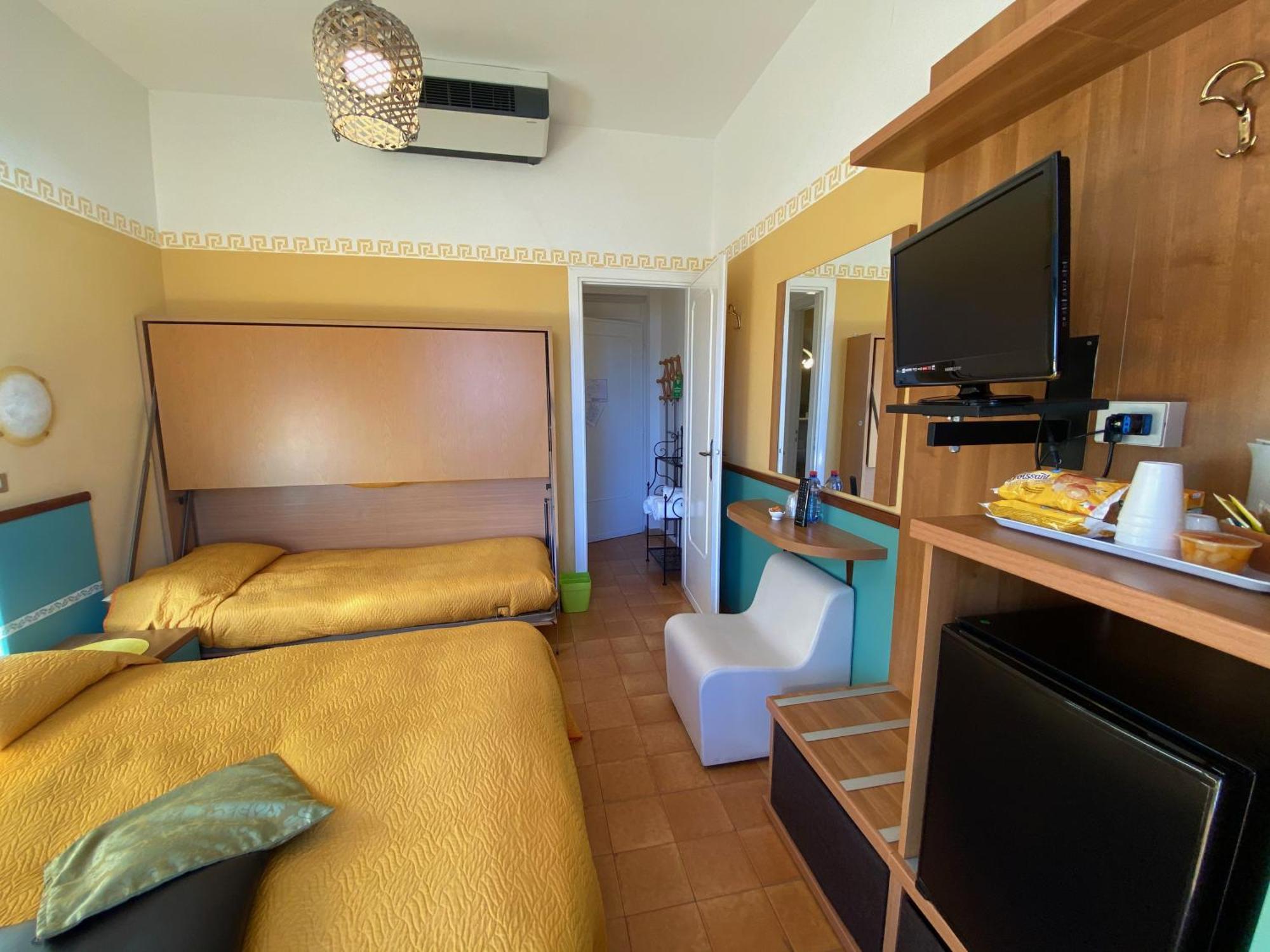 Albergo La Pineta Marina dʼMarina dʼAndora Zimmer foto